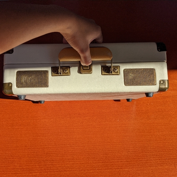 Crosley - turntable record player - Picture 3 of 9